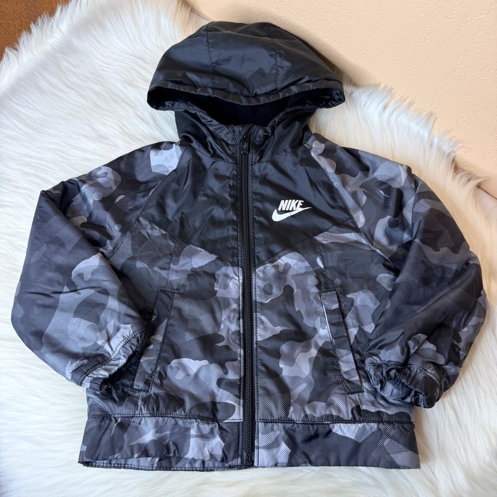 Nike Kids' Camo Print Fleece Lined Windbreaker Size 2t